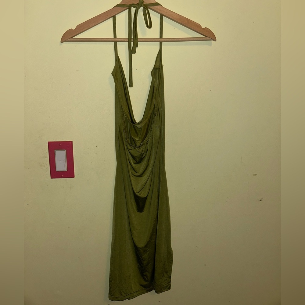 PrettyLittleThing Green Drape Dress - Picture 5 of 9